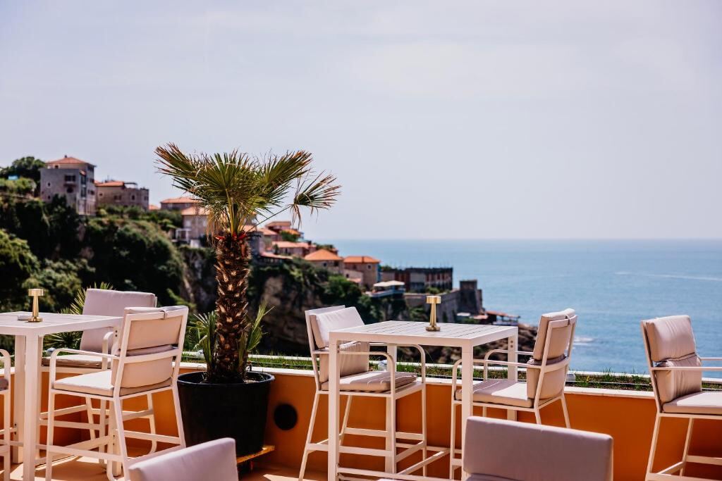 Terrace of Hotel Maris with sea and Old Town views in Ulcinj